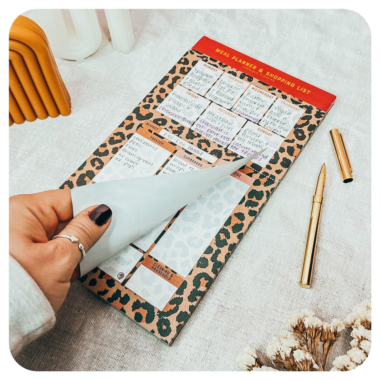 Freebie 2 - in - 1 Shopping List / Meal Planner - Fabulous Planning - DL - PAD - 2IN1 - LEOPARD - FREEBIE