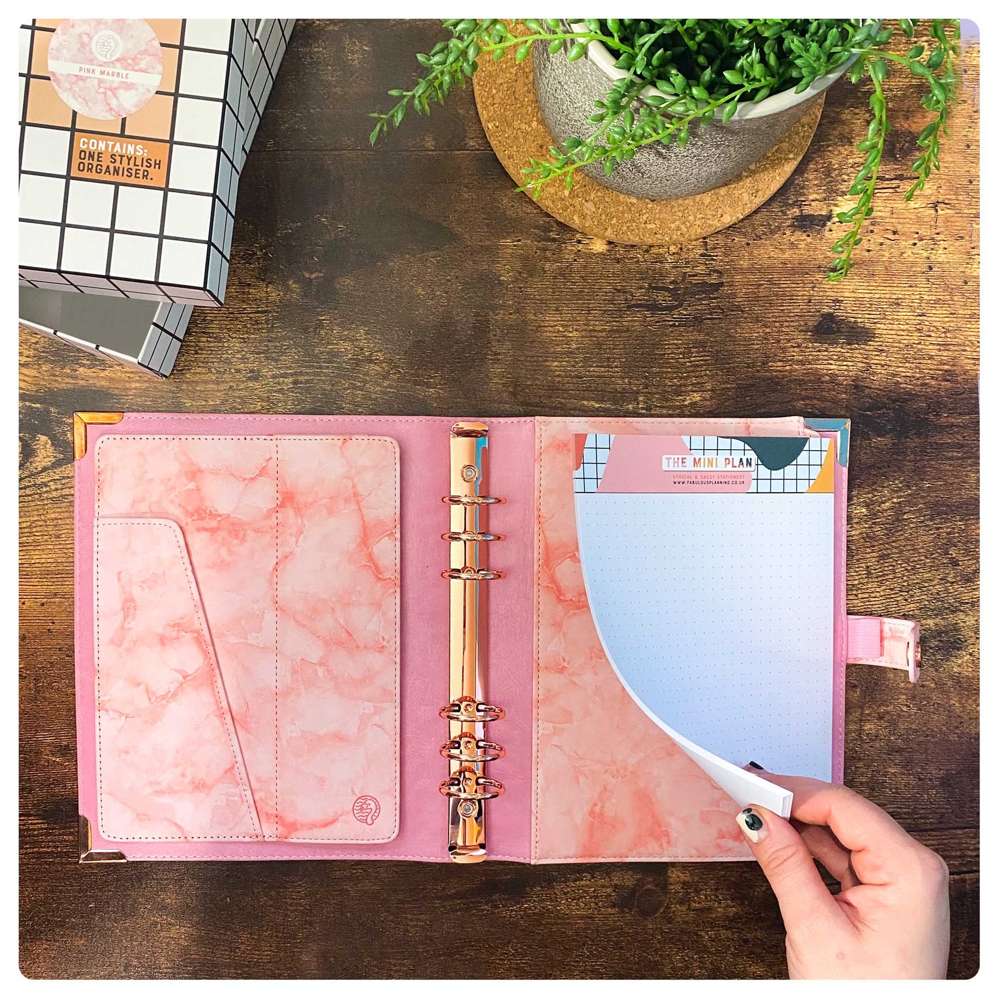 Pink Marble Organiser - Undated Daily Diary P3 - Fabulous Planning - FO - PINKMARBLE - PD - EET