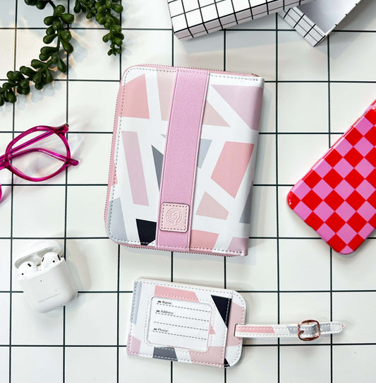 Freebie Pink Geometric Travel Organiser